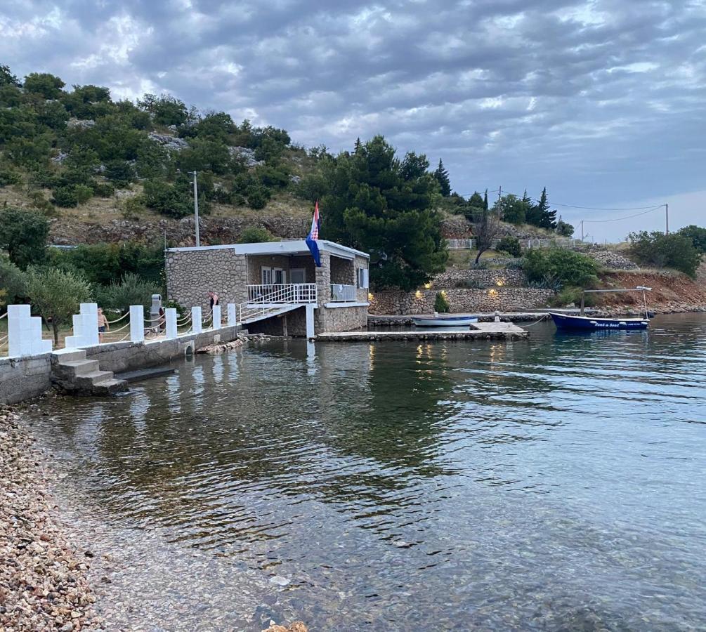 Kuca Za Odmor Jelena Villa Starigrad Paklenica Luaran gambar